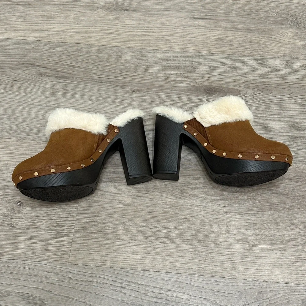 NWOT BAMBOO Faux Fur Lined Heel Mules Cognac - Picture 2 of 6